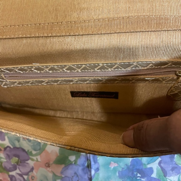 Very Wide Clutch Bag! Great for After 5 - Picture 3 of 4